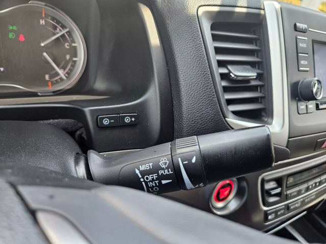 Vehicle image 65 of 77