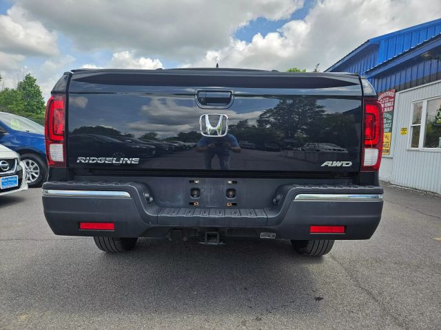 Vehicle image 17 of 77