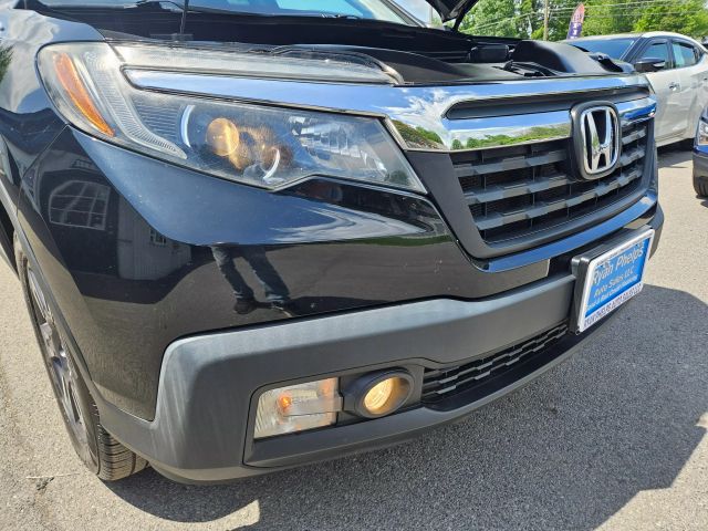 Vehicle image 76 of 77