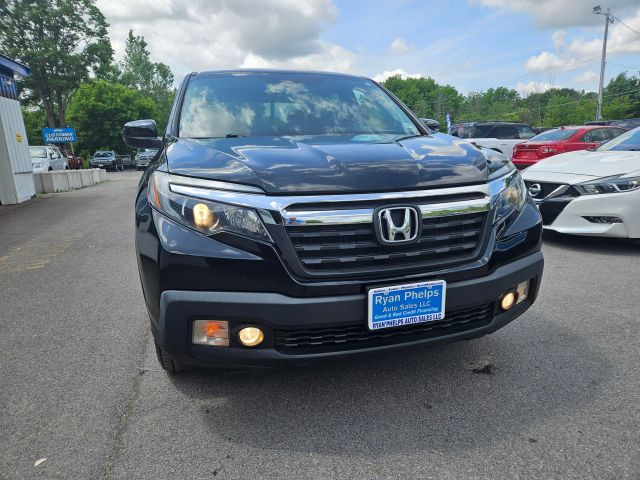 Vehicle image 6 of 77