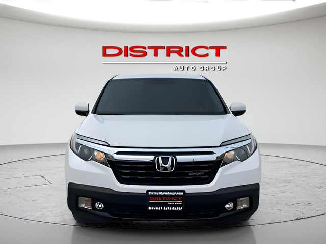 2019 Honda Ridgeline Sport Image 3 of 30