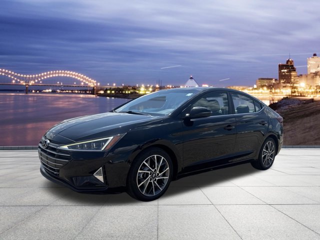 2019 Hyundai Elantra Limited Image 1 of 15