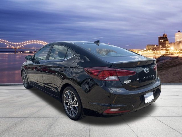 2019 Hyundai Elantra Limited Image 3 of 15
