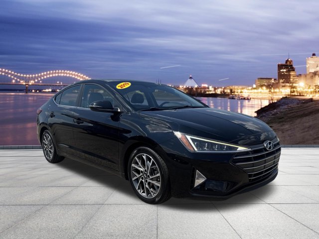 2019 Hyundai Elantra Limited Image 2 of 15