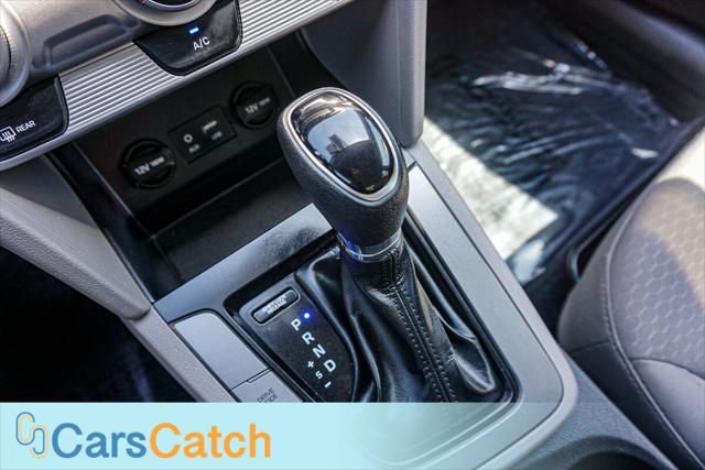 Vehicle image 31 of 40