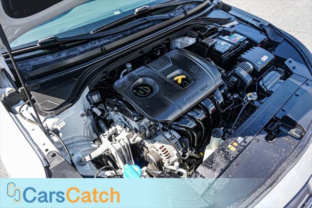 Vehicle image 18 of 40