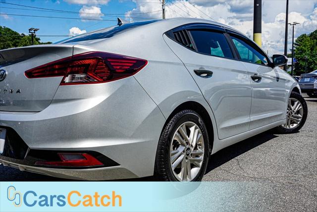 Vehicle image 11 of 40
