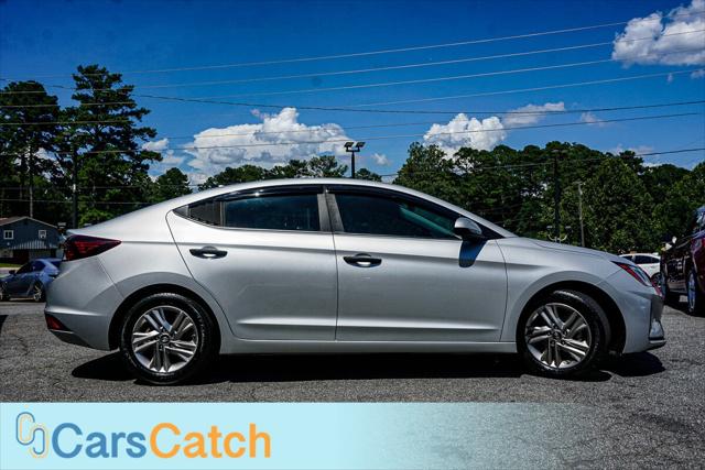 Vehicle image 8 of 40