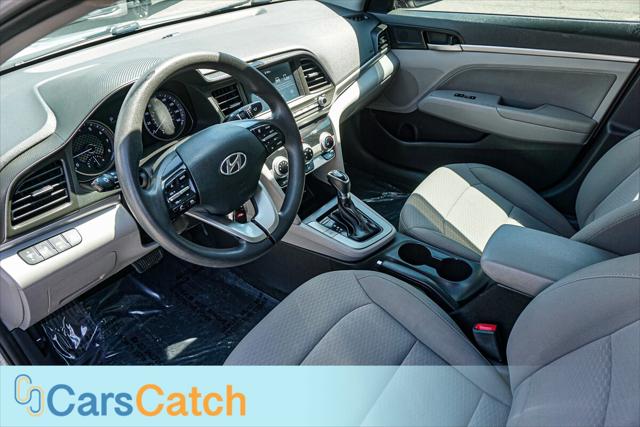 Vehicle image 26 of 40