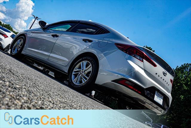 Vehicle image 14 of 40