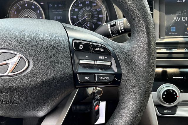 Vehicle image 20 of 32