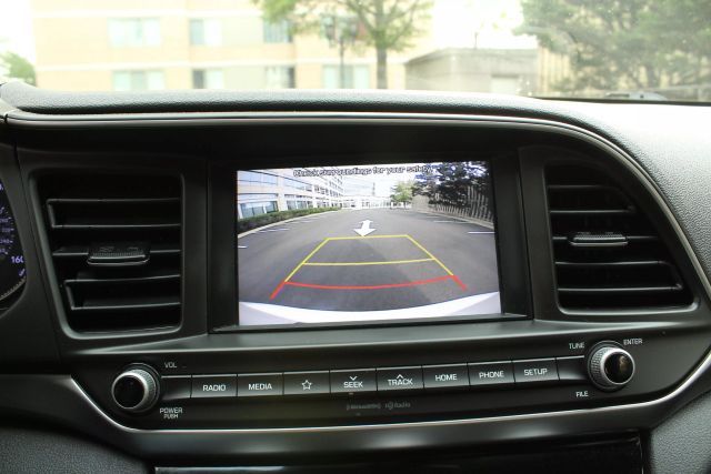 Vehicle image 41 of 44