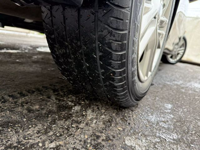 Vehicle image 42 of 47