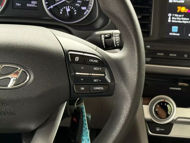 Vehicle image 32 of 47