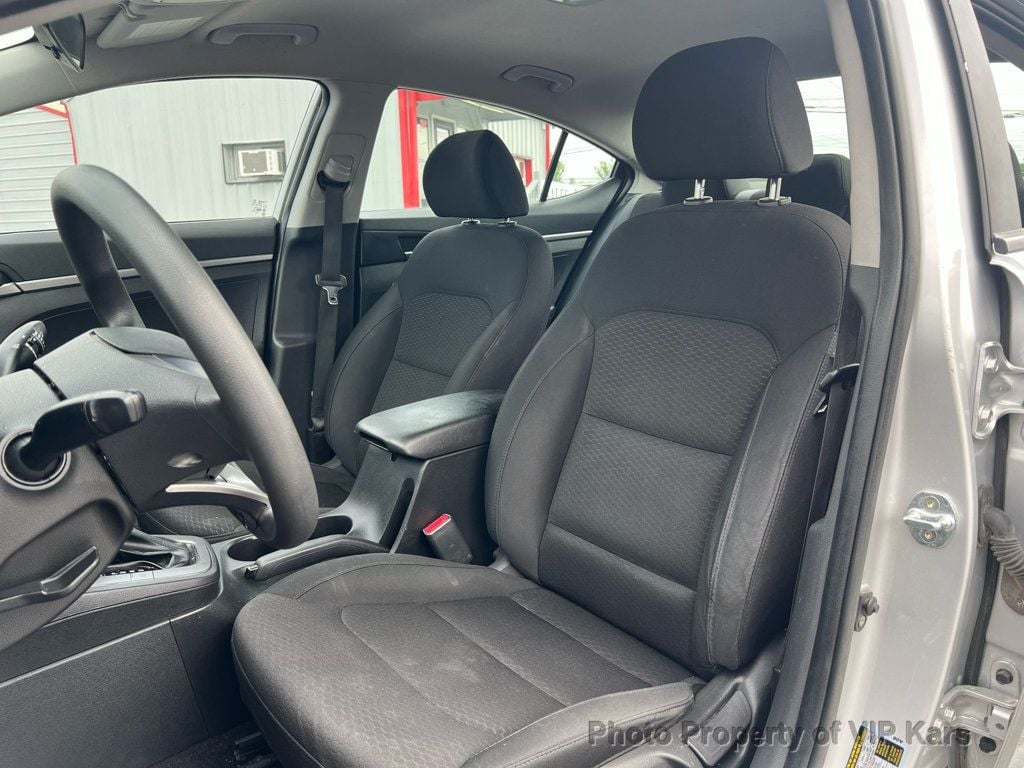 Vehicle image 9 of 13