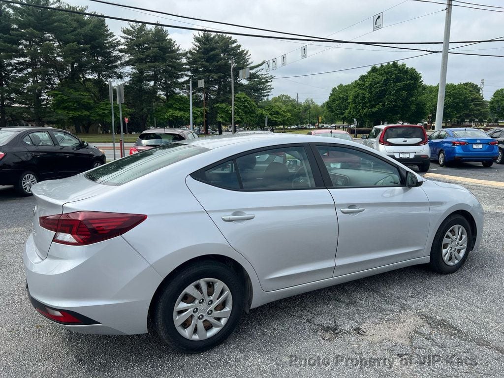 Vehicle image 4 of 13