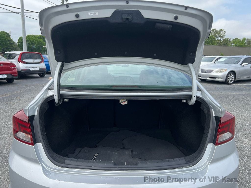 Vehicle image 7 of 13