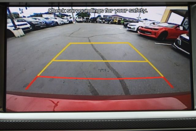 Vehicle image 18 of 42