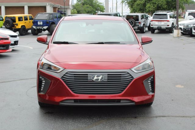 Vehicle image 2 of 42