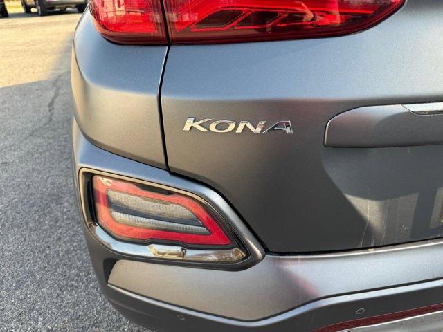 Vehicle image 16 of 42