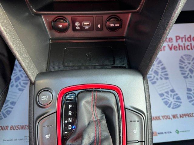 Vehicle image 34 of 42