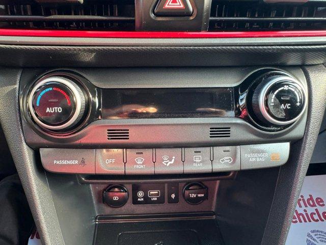 Vehicle image 32 of 42