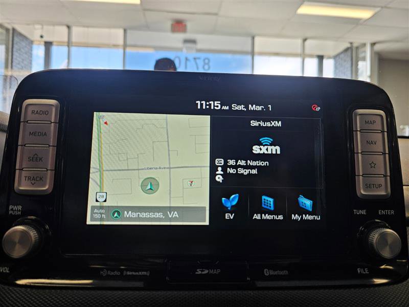 Vehicle image 17 of 26