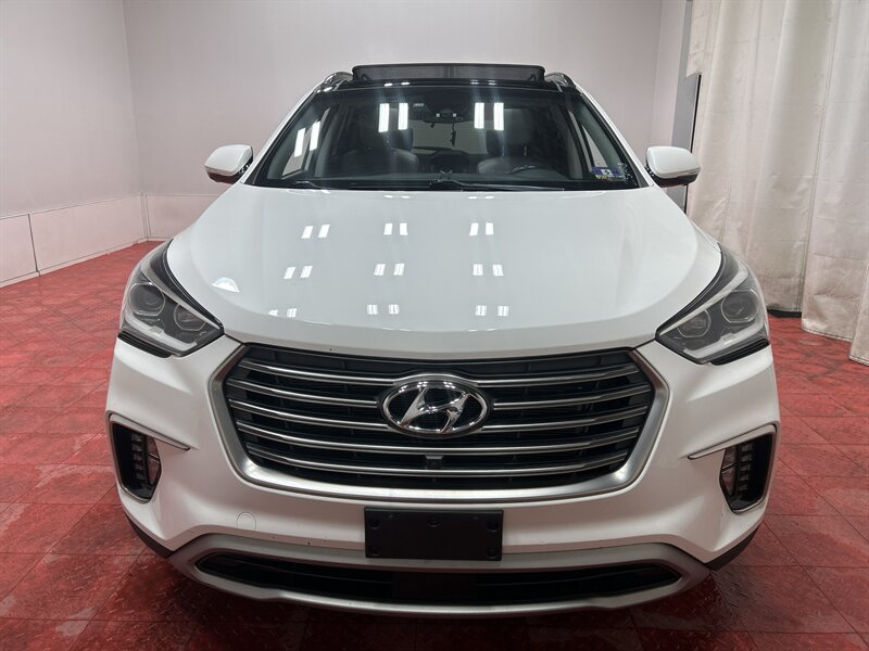 2019 Hyundai Santa Fe XL Limited Ultimate Image 2 of 32