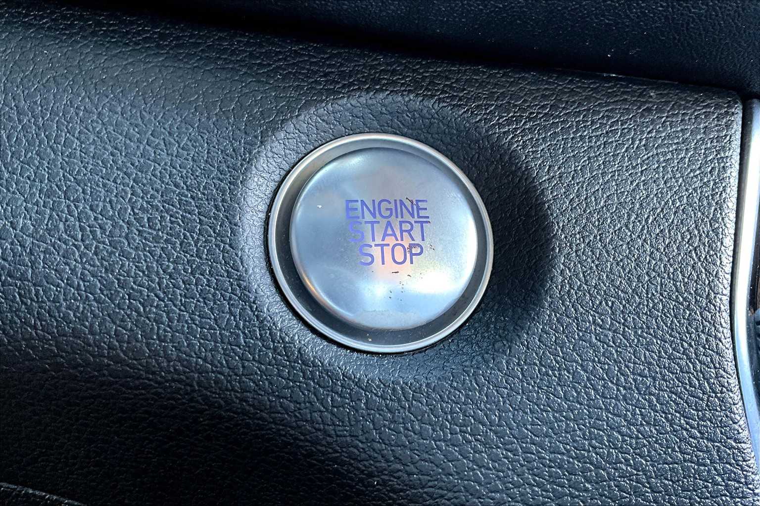 2019 Hyundai Santa Fe Limited Image 25 of 34