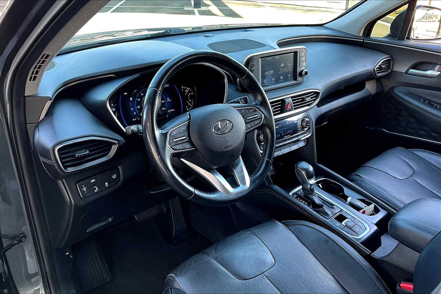 2019 Hyundai Santa Fe Limited Image 14 of 34