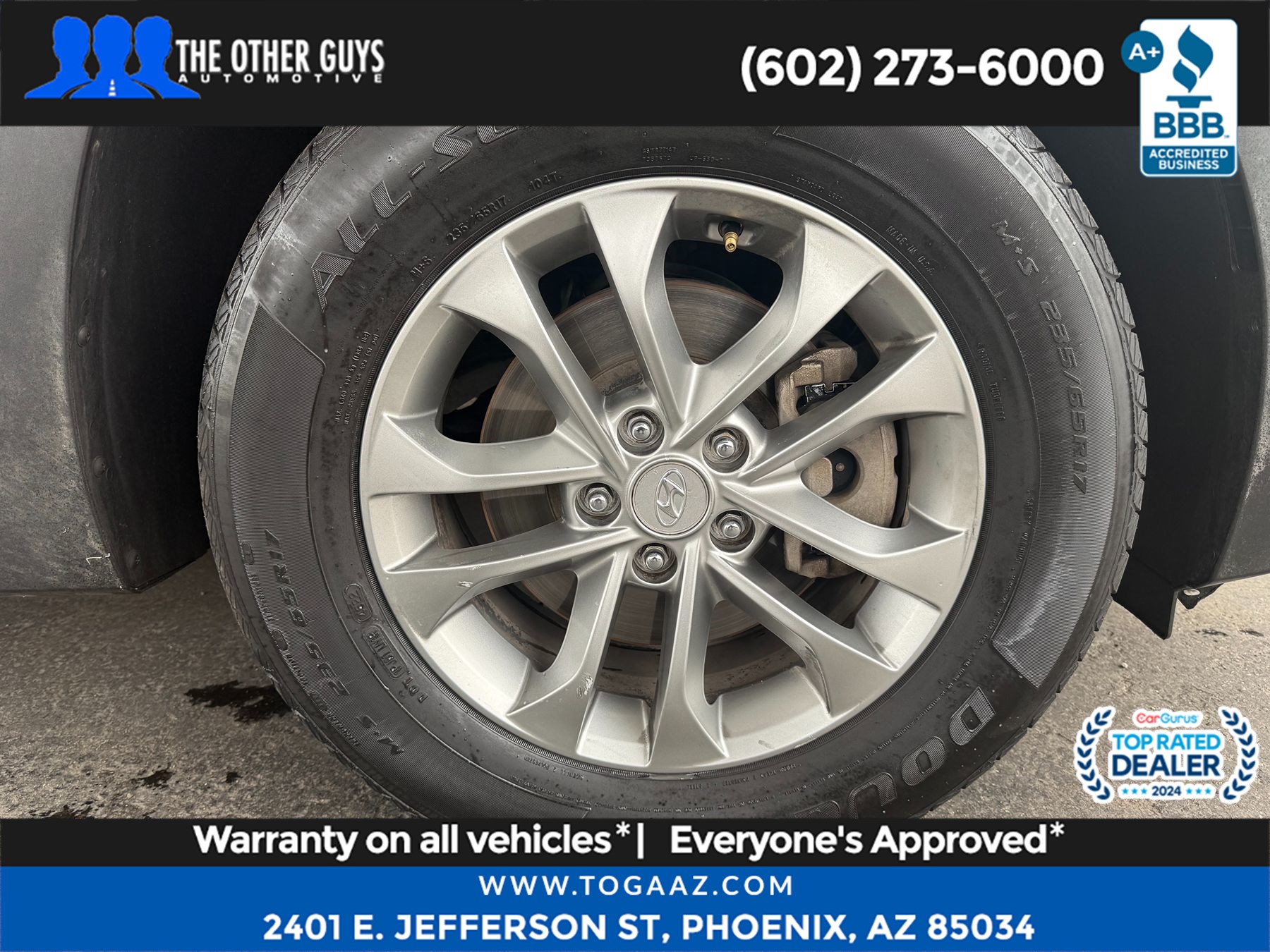 2019 Hyundai Santa Fe SE Image 12 of 21