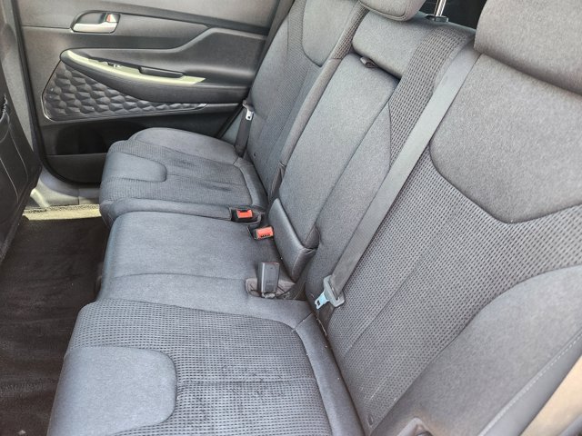 Vehicle image 17 of 21
