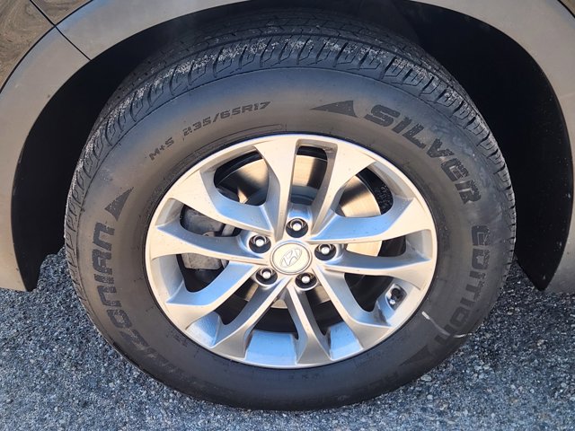 Vehicle image 6 of 21