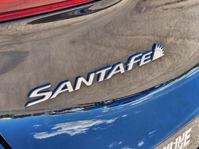 Vehicle image 18 of 21