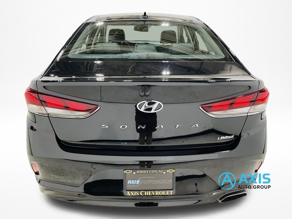 2019 Hyundai Sonata Limited Image 14 of 33