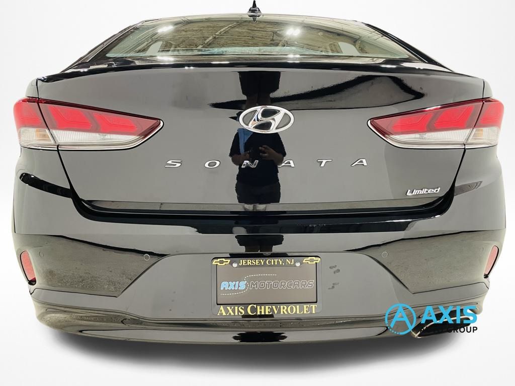 2019 Hyundai Sonata Limited Image 13 of 33
