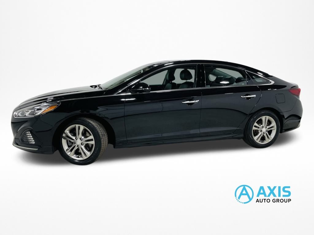 2019 Hyundai Sonata Limited Image 2 of 33