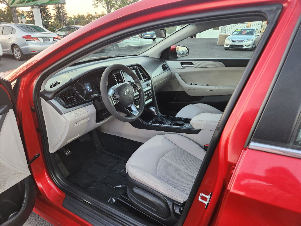 2019 Hyundai Sonata SE Image 13 of 20