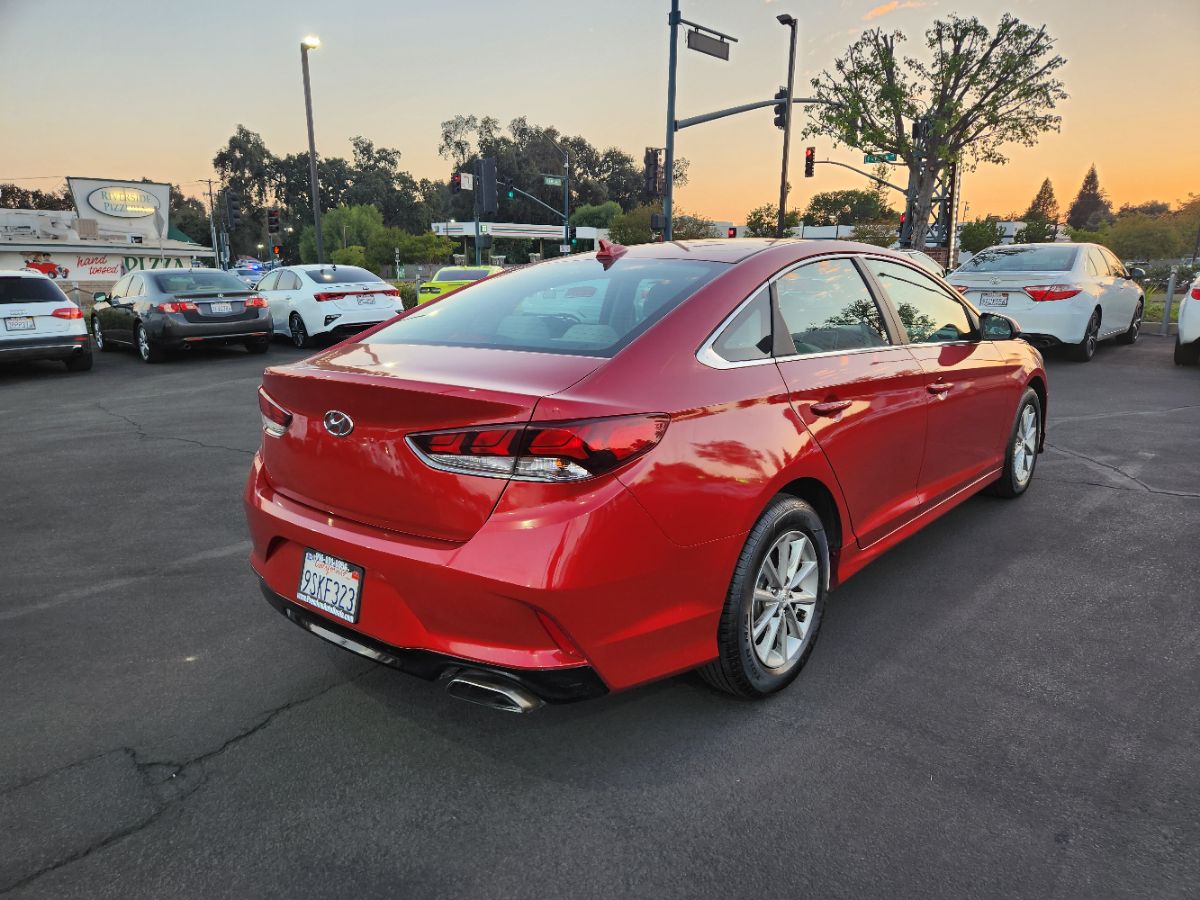 2019 Hyundai Sonata SE Image 5 of 20