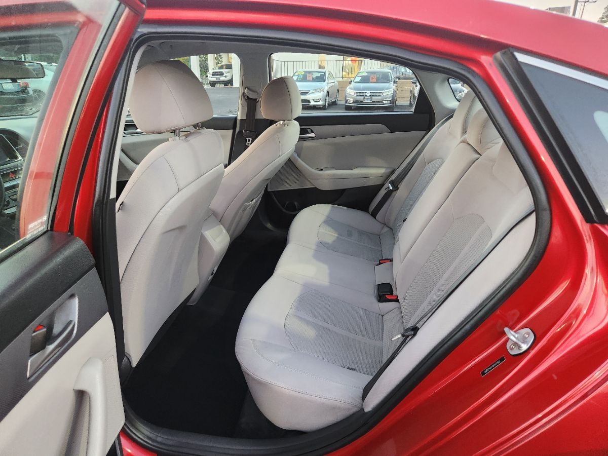 2019 Hyundai Sonata SE Image 11 of 20