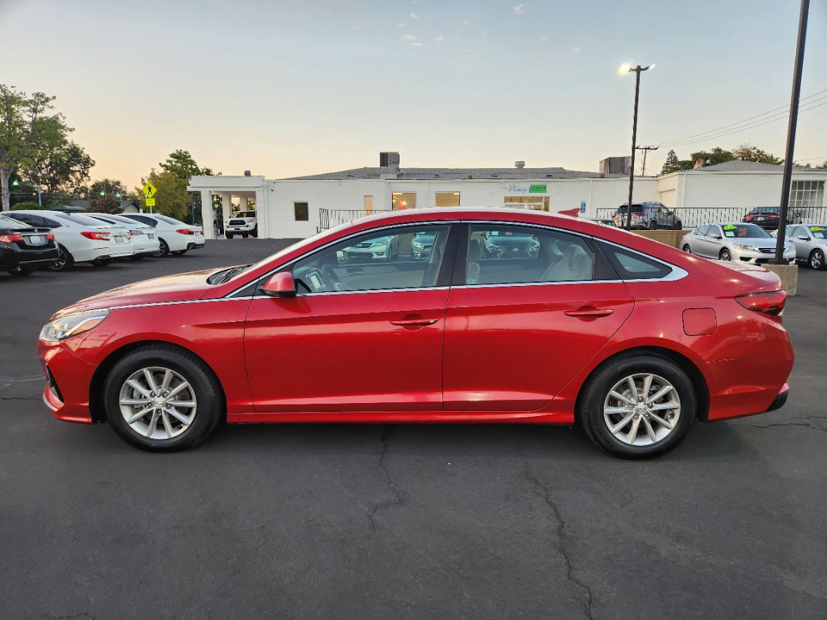2019 Hyundai Sonata SE Image 8 of 20