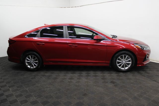 2019 Hyundai Sonata SE Image 1 of 24