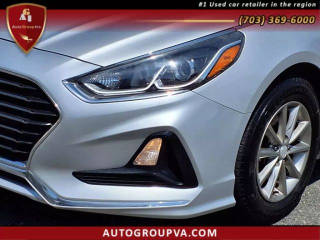 Vehicle image 11 of 26