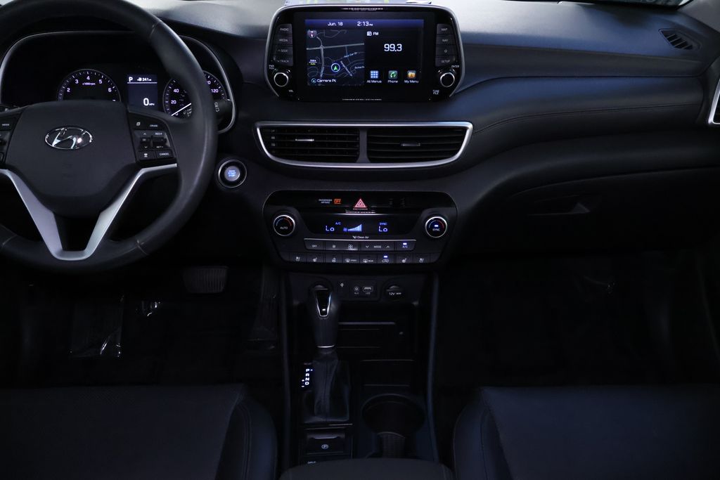 Vehicle image 14 of 41