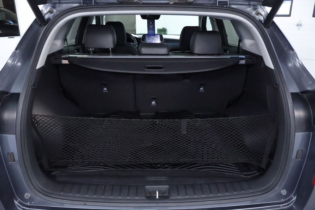 Vehicle image 10 of 41