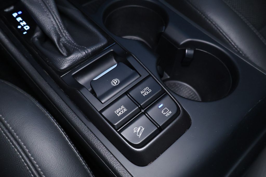 Vehicle image 30 of 41