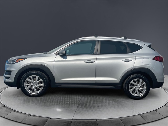 Vehicle image 8 of 15