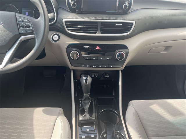 Vehicle image 14 of 15