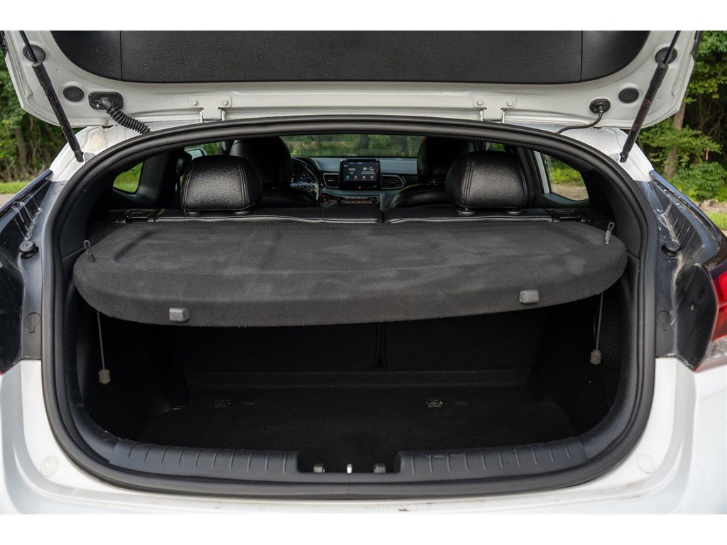 2019 Hyundai Veloster 2.0 Premium Image 9 of 37