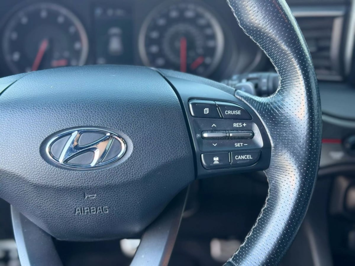 Vehicle image 29 of 35